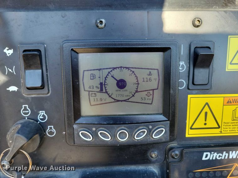 image for item EA2604 Ditch Witch JT9 directional boring unit with trailer