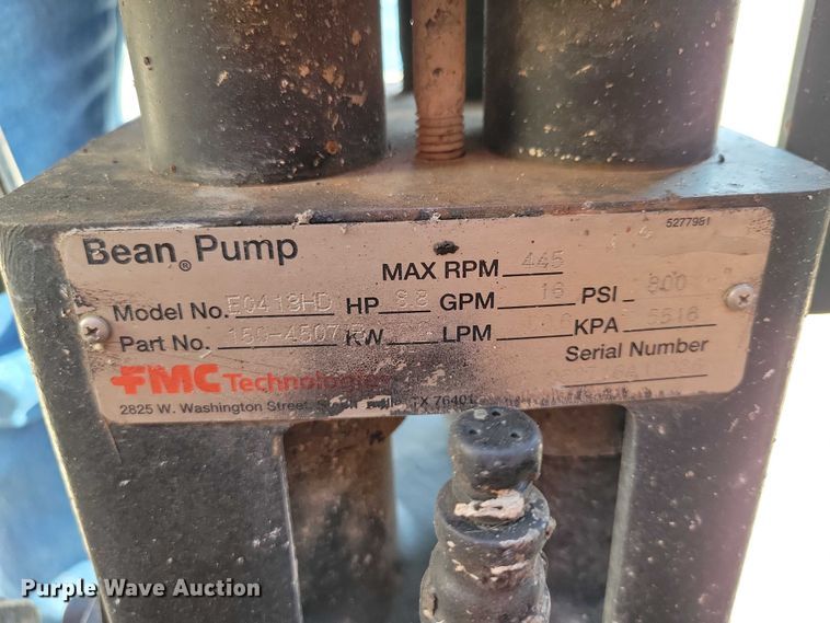 image for item EA2604 Ditch Witch JT9 directional boring unit with trailer