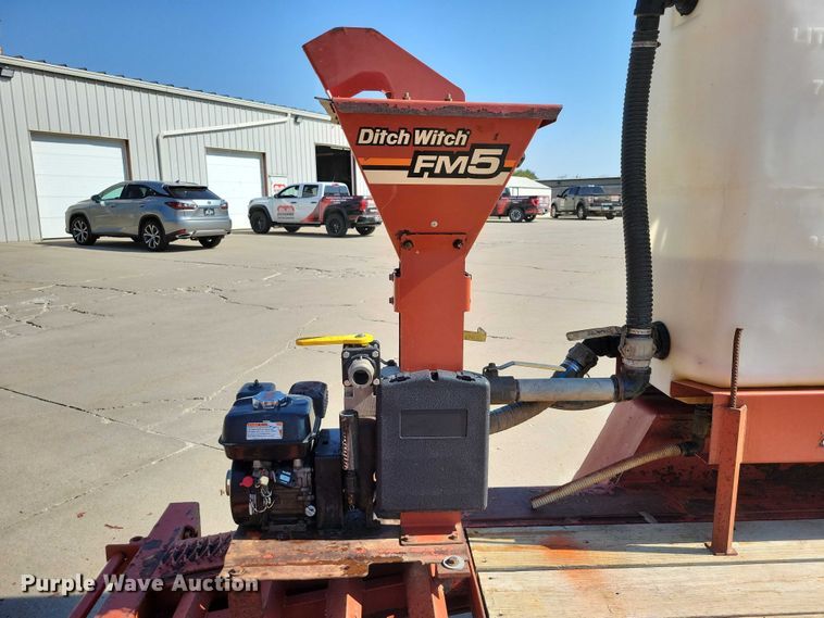image for item EA2604 Ditch Witch JT9 directional boring unit with trailer
