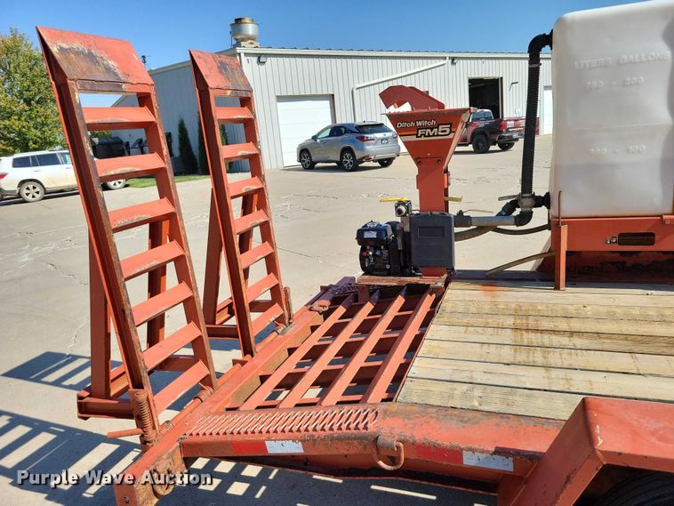 image for item EA2604 Ditch Witch JT9 directional boring unit with trailer