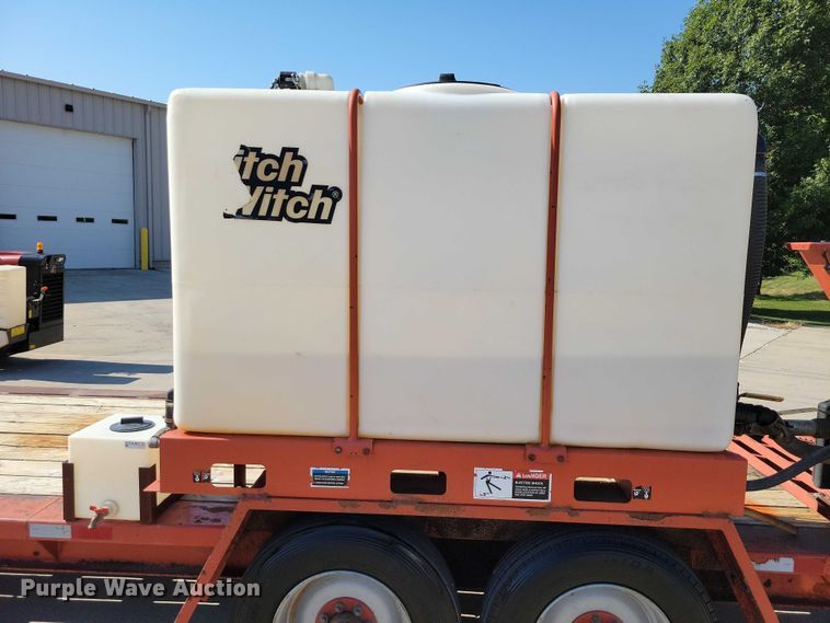 image for item EA2604 Ditch Witch JT9 directional boring unit with trailer