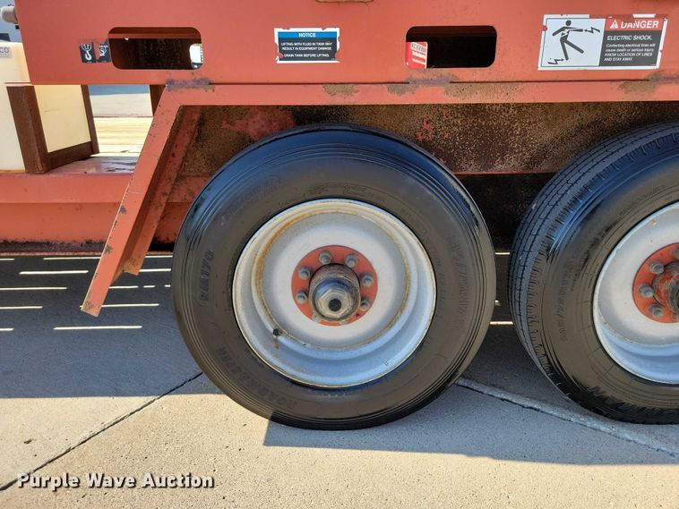 image for item EA2604 Ditch Witch JT9 directional boring unit with trailer