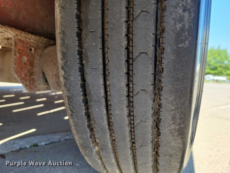 image for item EA2604 Ditch Witch JT9 directional boring unit with trailer