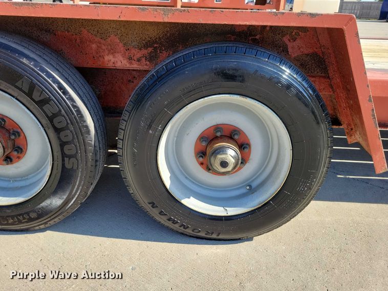 image for item EA2604 Ditch Witch JT9 directional boring unit with trailer