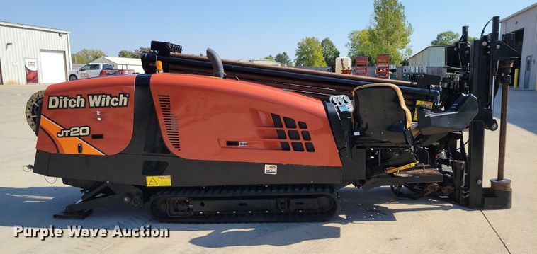 image for item EA2605 2015 Ditch Witch JT20 directional boring unit with trailer