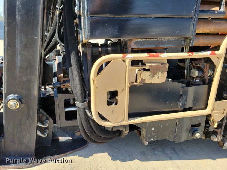 image for item EA2605 2015 Ditch Witch JT20 directional boring unit with trailer