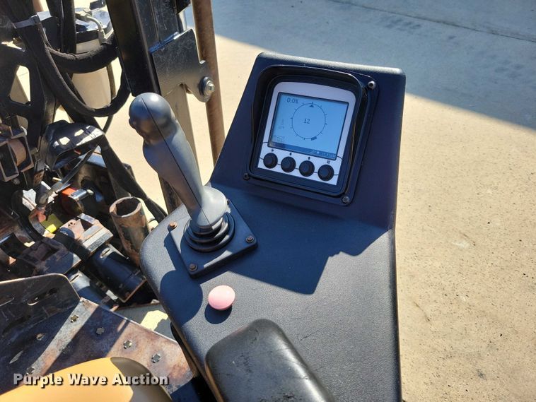 image for item EA2605 2015 Ditch Witch JT20 directional boring unit with trailer