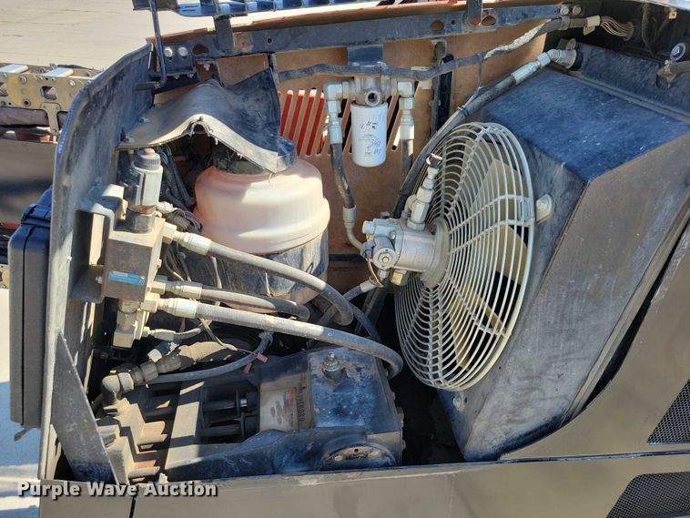 image for item EA2605 2015 Ditch Witch JT20 directional boring unit with trailer