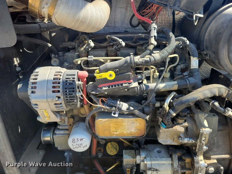 image for item EA2605 2015 Ditch Witch JT20 directional boring unit with trailer