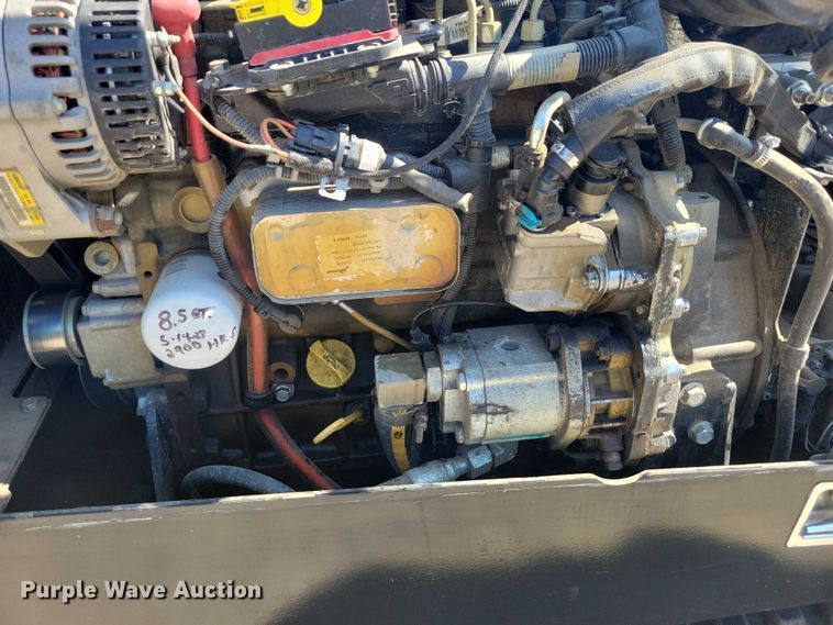 image for item EA2605 2015 Ditch Witch JT20 directional boring unit with trailer