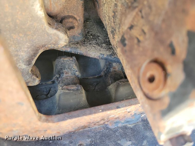 image for item EA2605 2015 Ditch Witch JT20 directional boring unit with trailer