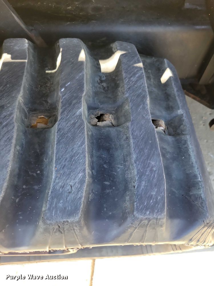 image for item EA2605 2015 Ditch Witch JT20 directional boring unit with trailer