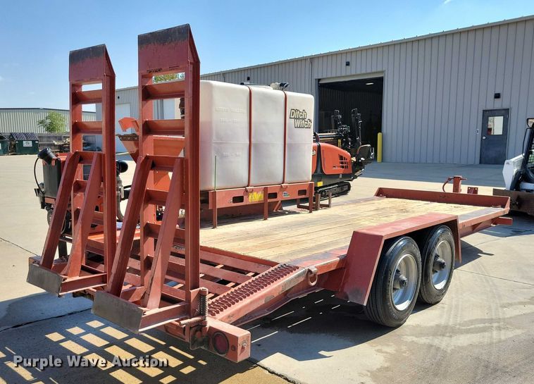 image for item EA2605 2015 Ditch Witch JT20 directional boring unit with trailer
