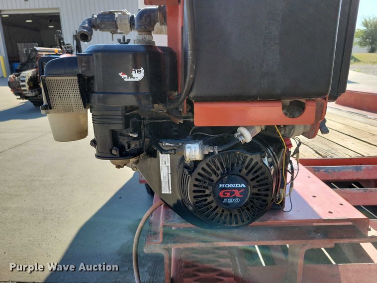 image for item EA2605 2015 Ditch Witch JT20 directional boring unit with trailer