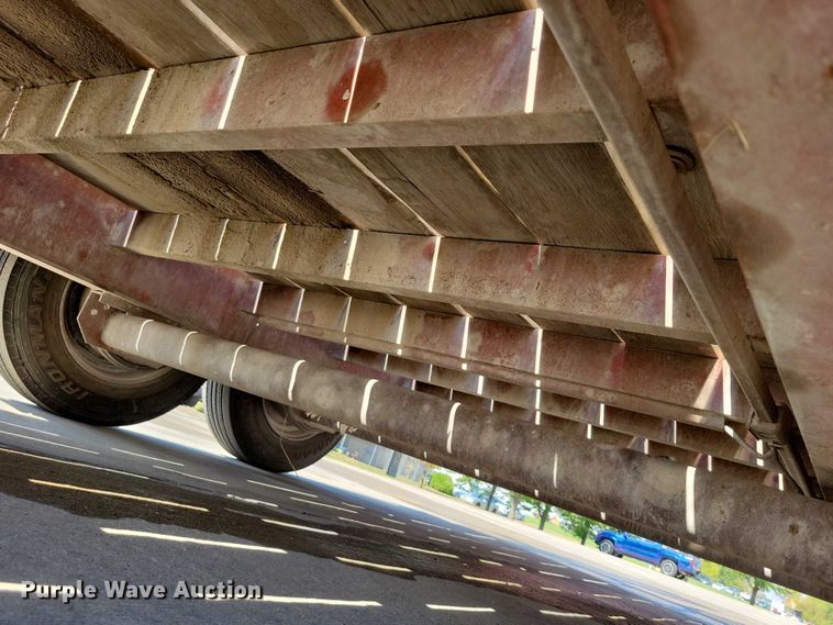 image for item EA2605 2015 Ditch Witch JT20 directional boring unit with trailer