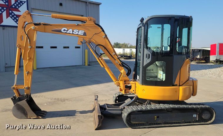 image for item EA2606 2015 Case CX36B mini excavator