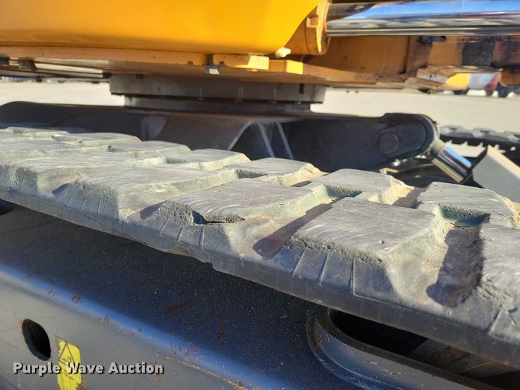 image for item EA2606 2015 Case CX36B mini excavator