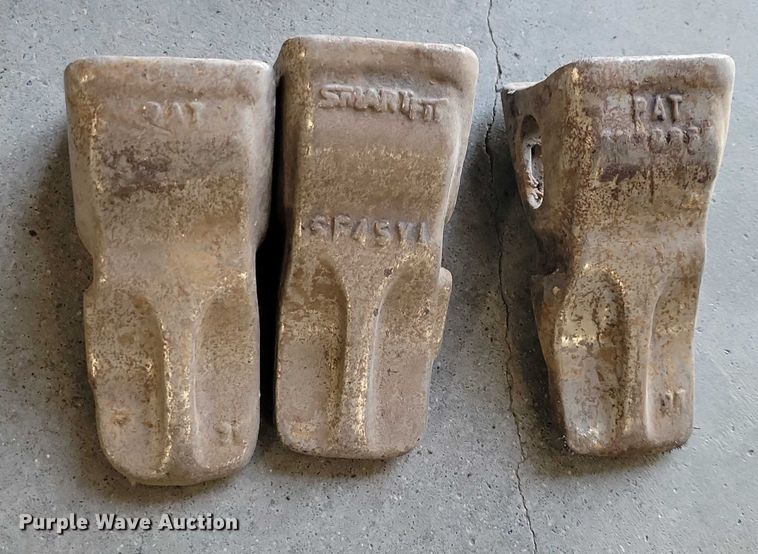 image for item EA2606 2015 Case CX36B mini excavator