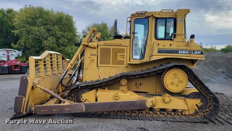image for item EA2607 Caterpillar D6H LGP dozer