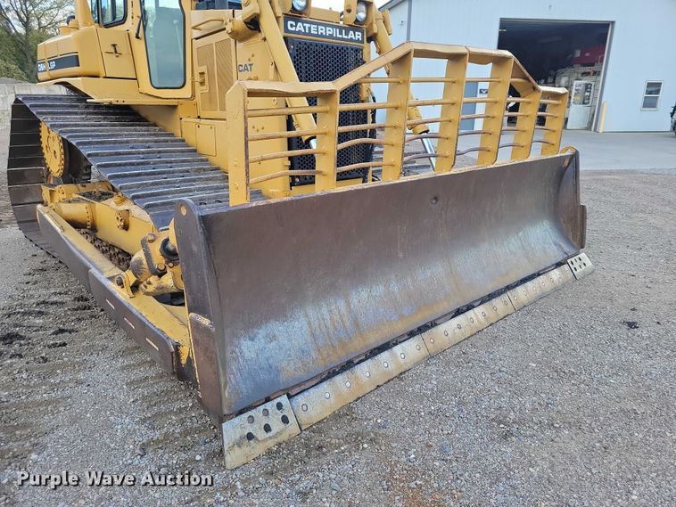 image for item EA2607 Caterpillar D6H LGP dozer