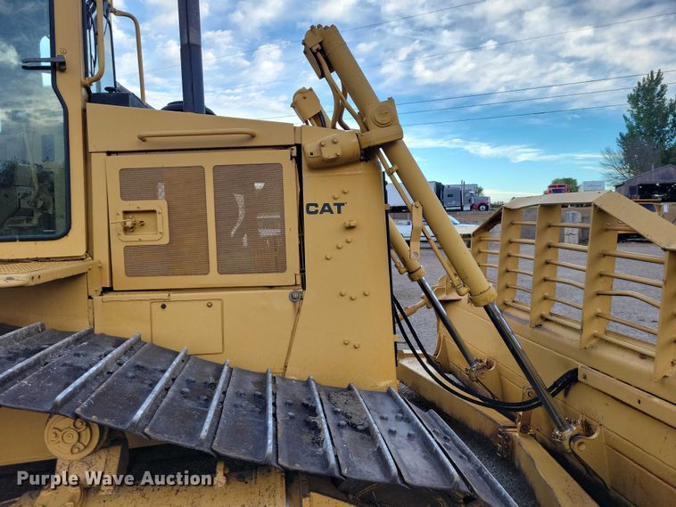 image for item EA2607 Caterpillar D6H LGP dozer