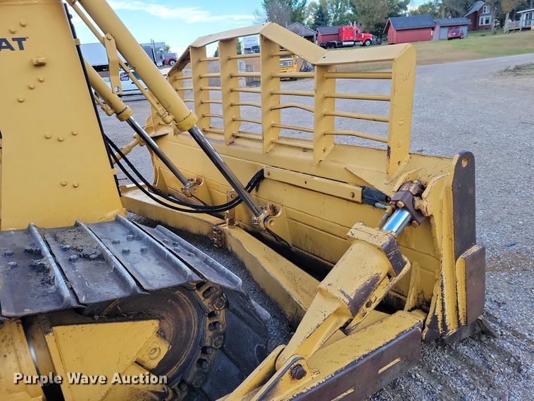 image for item EA2607 Caterpillar D6H LGP dozer