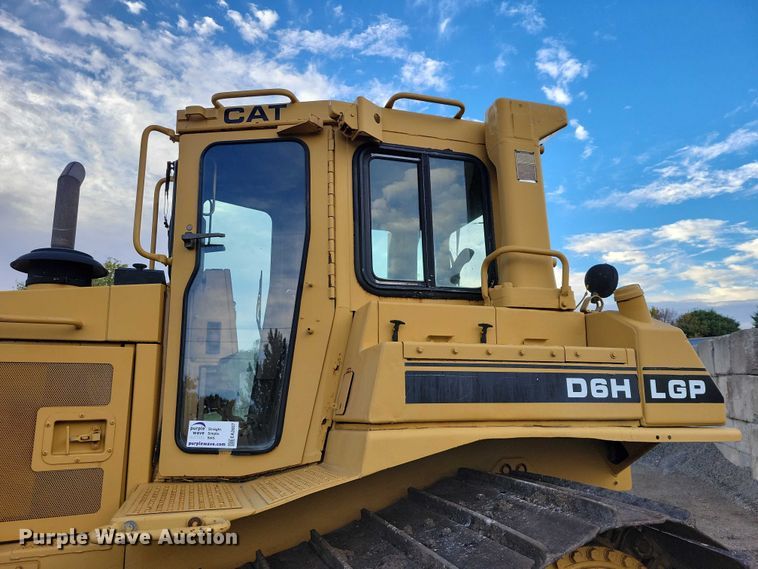 image for item EA2607 Caterpillar D6H LGP dozer