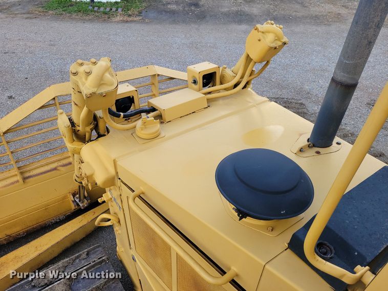 image for item EA2607 Caterpillar D6H LGP dozer