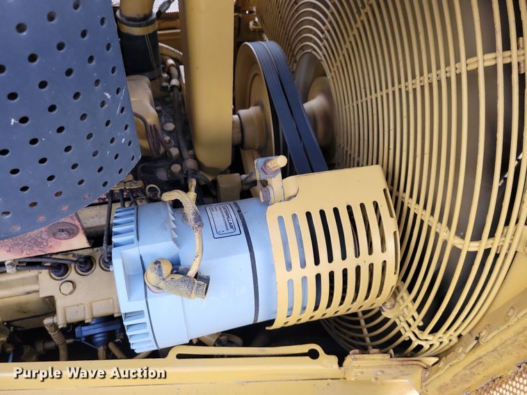 image for item EA2607 Caterpillar D6H LGP dozer