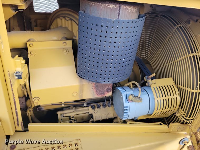 image for item EA2607 Caterpillar D6H LGP dozer