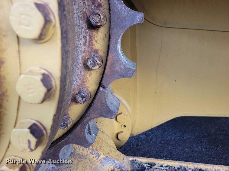 image for item EA2607 Caterpillar D6H LGP dozer