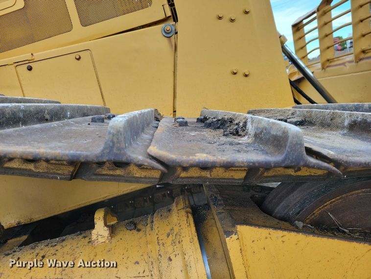 image for item EA2607 Caterpillar D6H LGP dozer