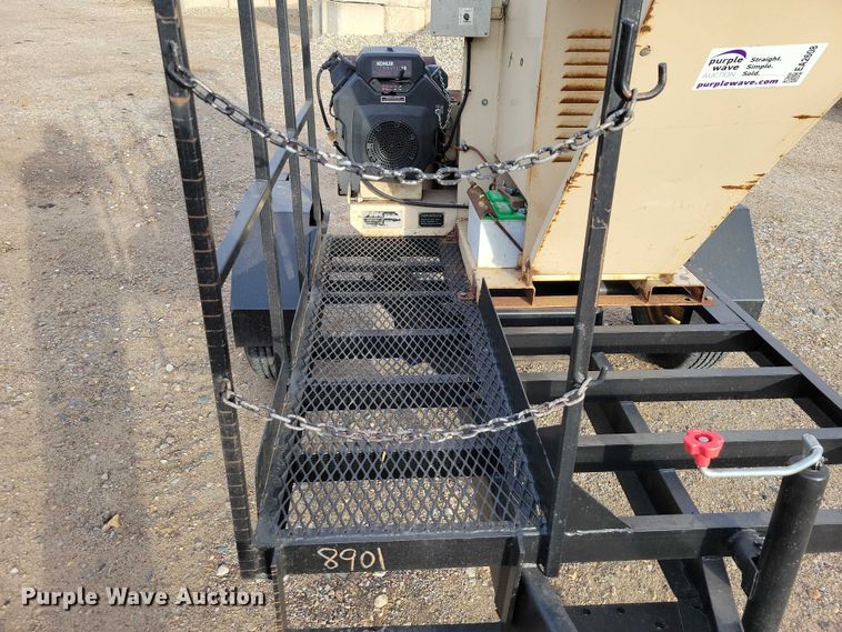 image for item EA2608 Finn B-40 skid steer straw blower