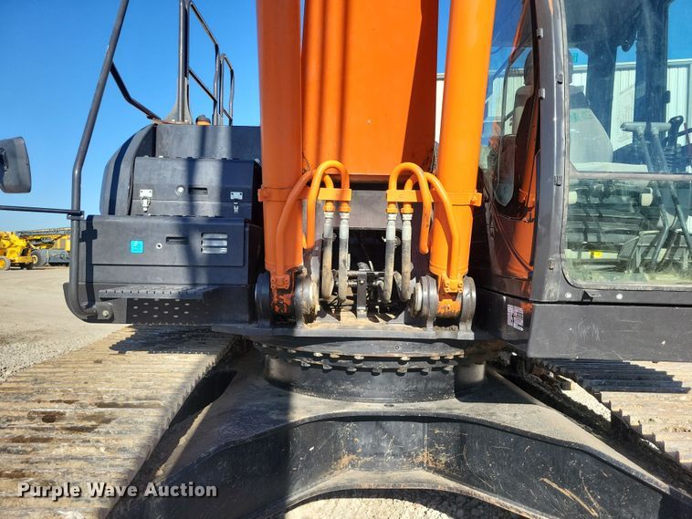 image for item EA2616 2018 Hitachi Zaxis 350 LC excavator