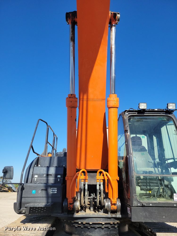 image for item EA2616 2018 Hitachi Zaxis 350 LC excavator