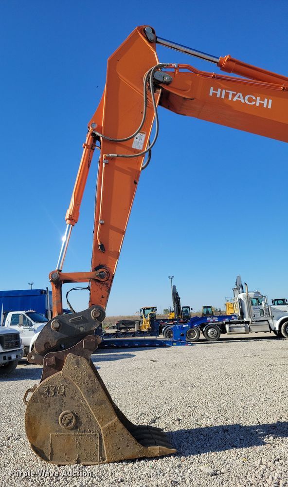 image for item EA2616 2018 Hitachi Zaxis 350 LC excavator