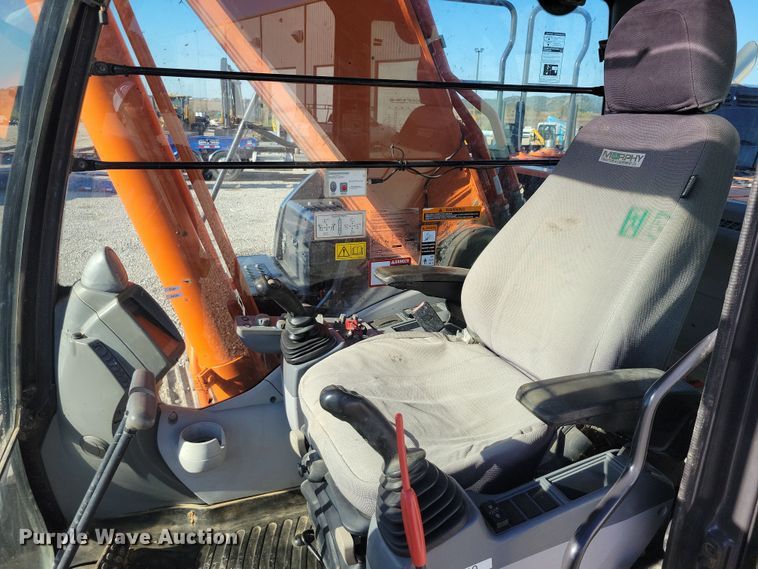 image for item EA2616 2018 Hitachi Zaxis 350 LC excavator
