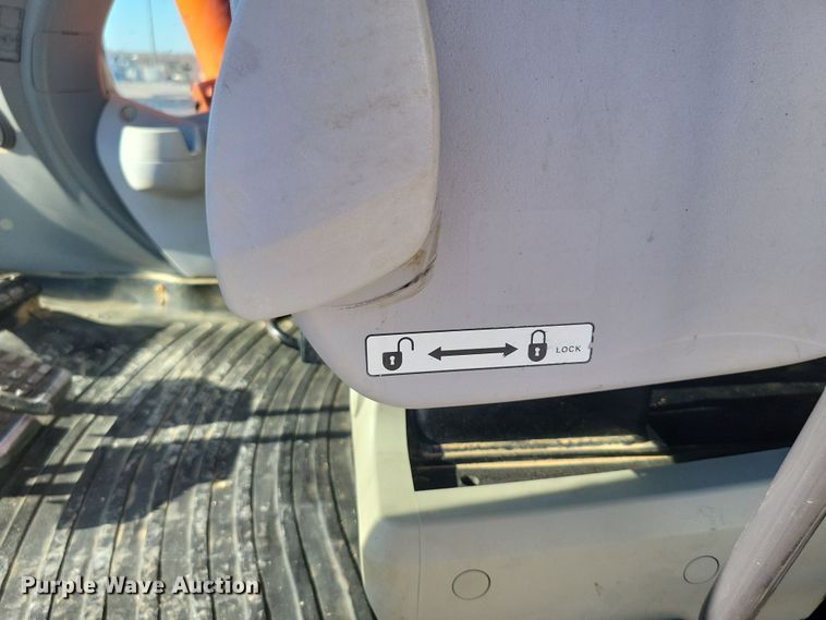 image for item EA2616 2018 Hitachi Zaxis 350 LC excavator