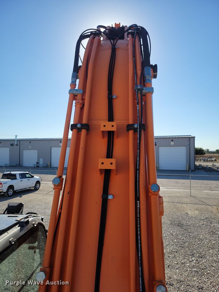 image for item EA2616 2018 Hitachi Zaxis 350 LC excavator