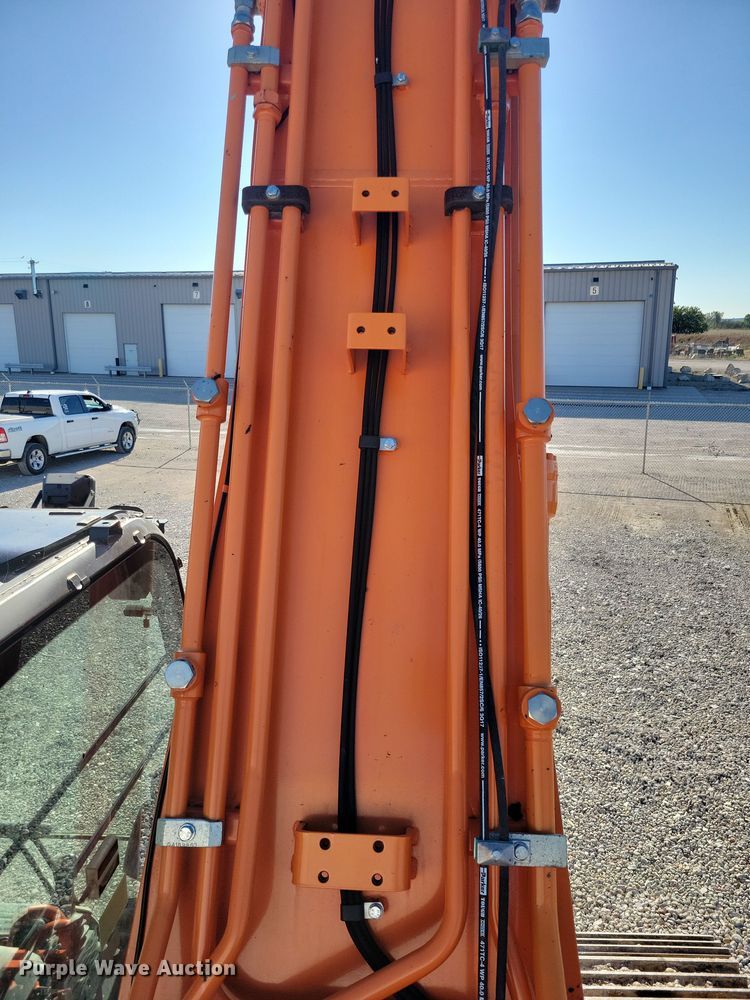 image for item EA2616 2018 Hitachi Zaxis 350 LC excavator