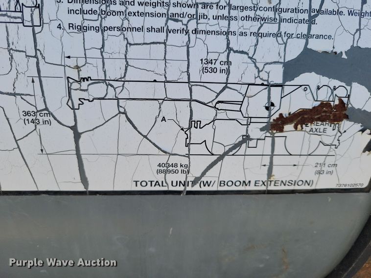 image for item EA2617 2006 Grove RT700E crane