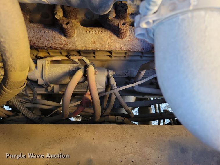 image for item EA2617 2006 Grove RT700E crane