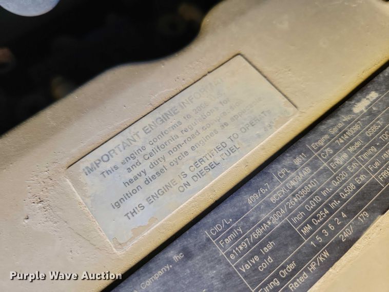 image for item EA2617 2006 Grove RT700E crane