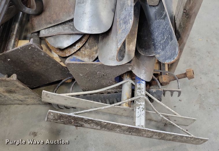 image for item EA2624 Tools