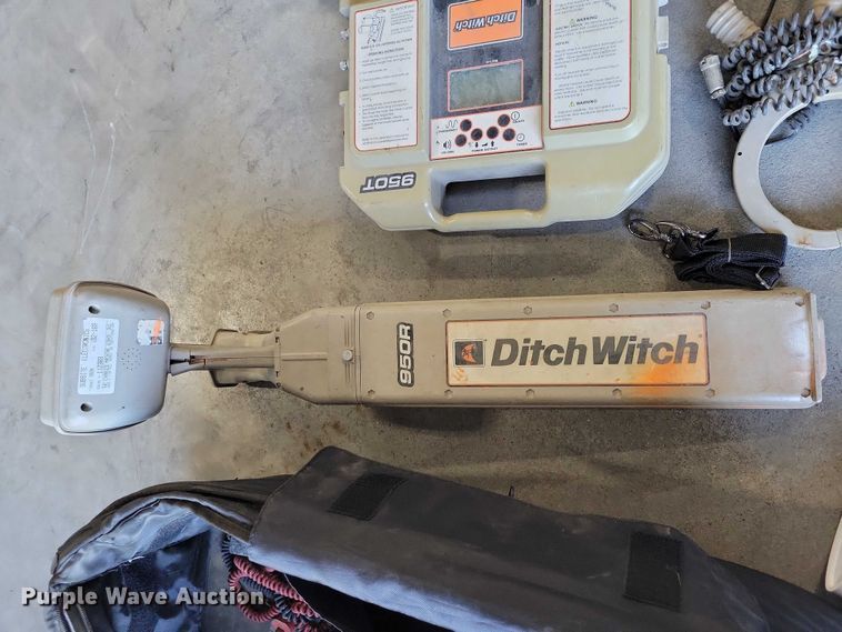 image for item EA2631 Ditch Witch 950R locators