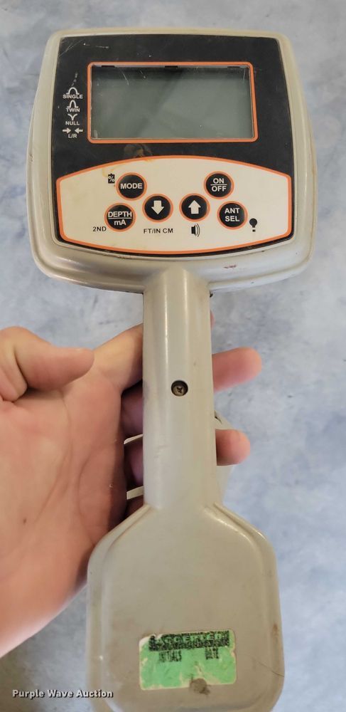 image for item EA2631 Ditch Witch 950R locators