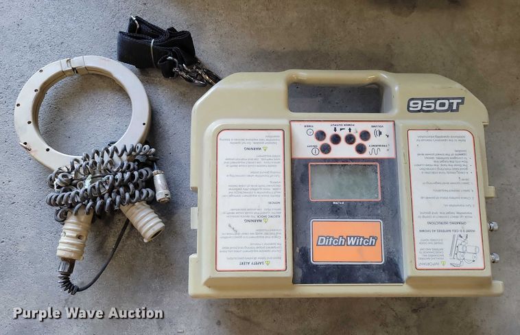 image for item EA2631 Ditch Witch 950R locators