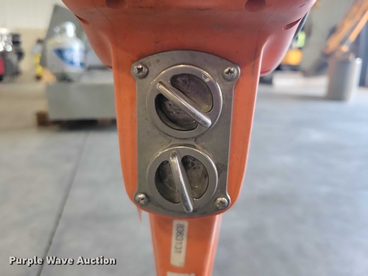 image for item EA2634 2015 Ditch Witch TK guidance system