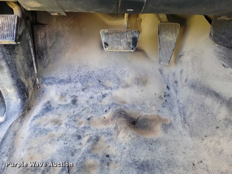 image for item EA2635 2015 RAM 5500 dump flatbed truck