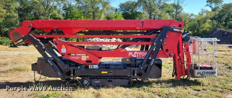 image for item EA2636 2018 Platform Basket PB 22.10 tracked boom lift